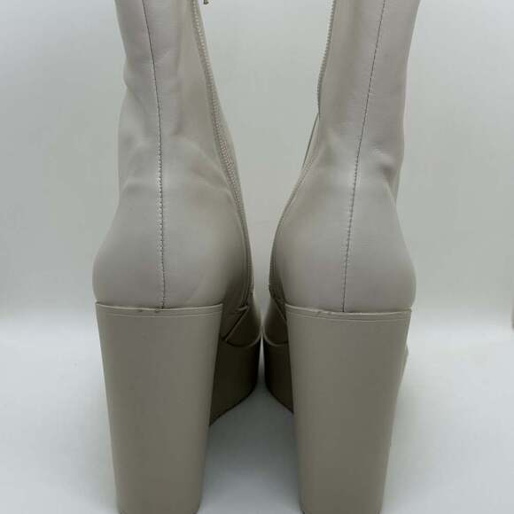NEW! Steve Madden Witness Wedge Bootie in Bone - Picture 8 of 9